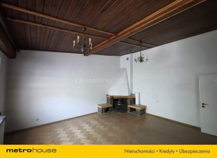 Hala z działką 10 700m2