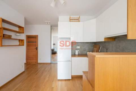 2 pokoje na spokojnym osiedlu taras 20 m2 Oporów