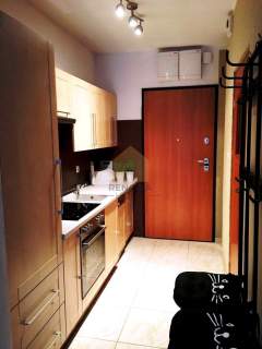 Bardzo ładna kawalerka w apartamentowcu