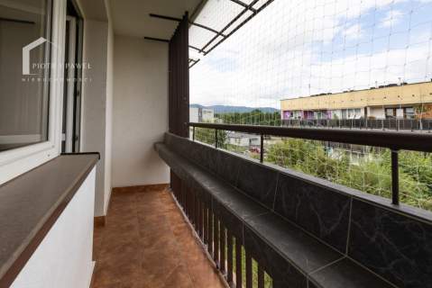 3 pokoje 51,8 m Duży balkon Piwnica 10,5 m