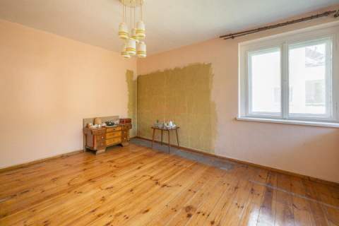 4 pokoje Osobna kuchnia Balkon
