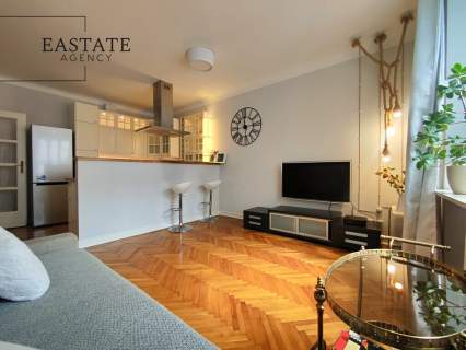 Centrum/Kamienica Po remoncie/Wysokość 3,60/AirBnb