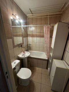Mieszkanie 49 m, 2 pokoje, os. kuchnia i łazienka