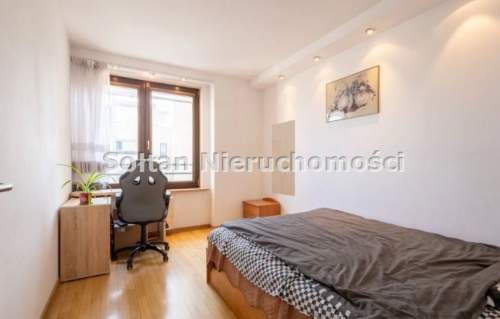 Przestronne mieszkanie 129,5 m z 2 miejscami gara