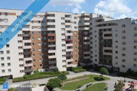 Na sprzedaż komfortowe mieszkanie 2-pokojowe z prywatną loggią...