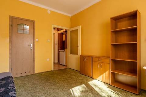 kawalerka z balkonem - Kasprzaka 9,Wola