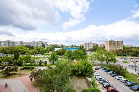 4 pokoje metro parking na 2 samochody