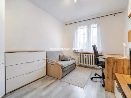 2 pok 44,5m balkon duża piwnica ul. Komandosów