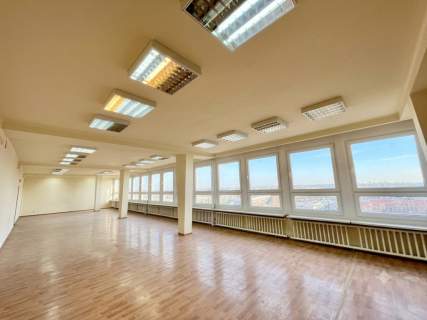Lokal biurowy/usługowy 117 m I 5 piętro z windą