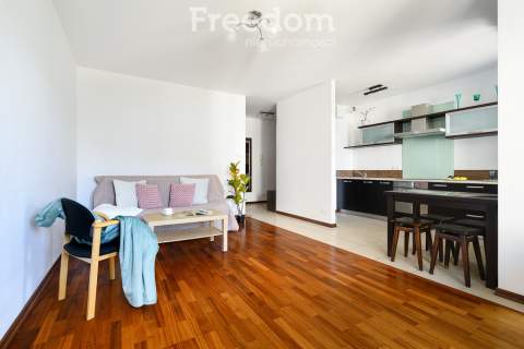2 pokoje 55 m Metro Natolin Duży balkon
