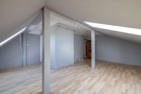 JEZIORO PRZESTRONNY OGRÓD 800M2 SPOKÓJ