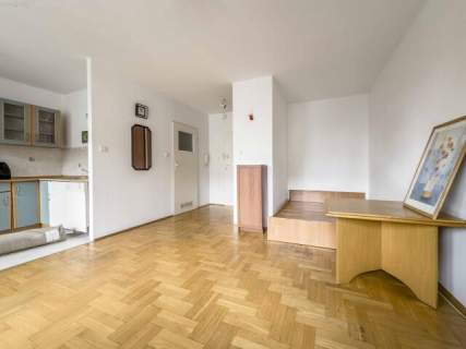 Białoprądnicka, 1-pokojowe z balkonem, II piętro