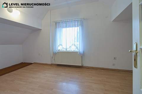 Dom, warsztat oraz garaż