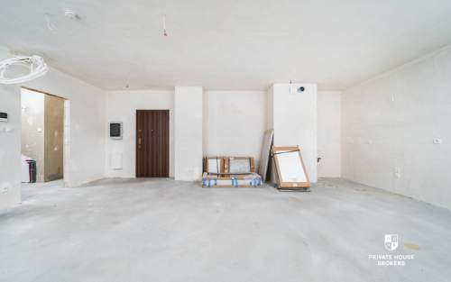 Apartament z balkonem w sąsiedztwie Błoń