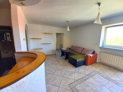W stylu włoskim - 2 łazienki, 3 sypialnie, salon