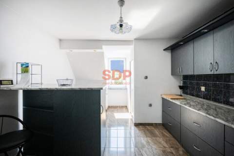 96 m2 w kamienicy blisko centrum