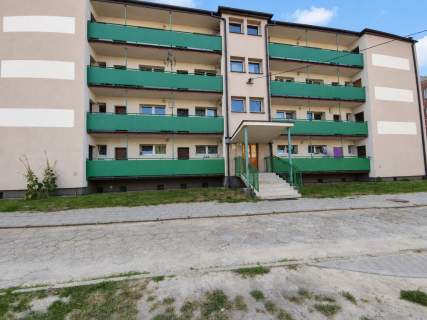 Pierwsze piętro z balkonem, w centrum 