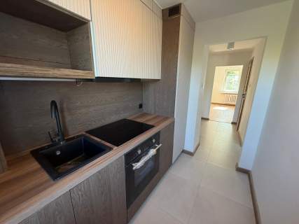 Mieszkanie o pow.48m2, po remoncie, I piętro, Os. Kaliniec