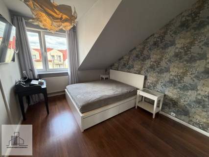 3 pokoje, duzy salon, balkon dodatkowe poddasze osiedle strzeżone