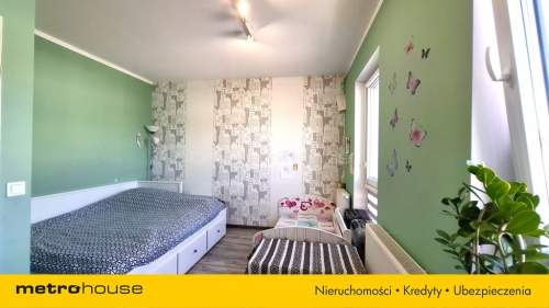 NOWOCZESNY DOM Z OGRODEM 80 m 3 SYPIALNIE