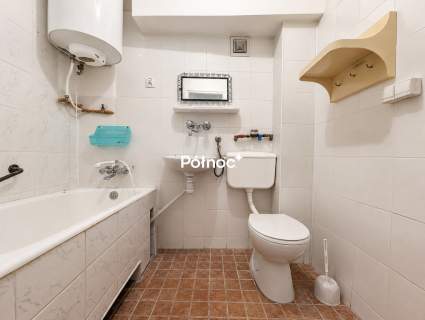 2 pokoje po remoncie Balkon Centrum Bychawy