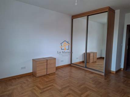 2-pokojowe z balkonem i garażem. Nowy Kleparz.