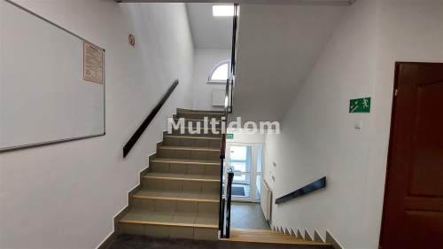 Wynajmę umeblowane biuro 55 m2 - Cieszyn