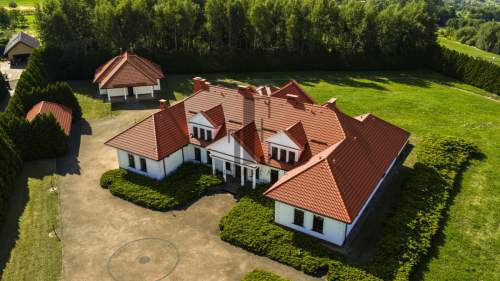Rezydencja oraz 17.000 m prywatnej przestrzeni