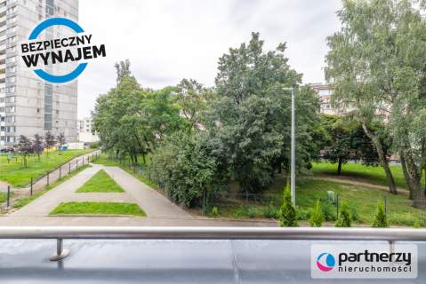 Dobra komunikacja, blisko uczelni, biurowców