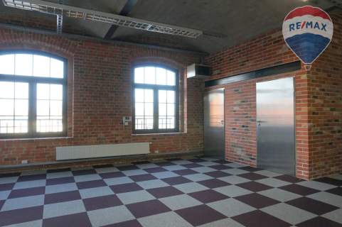 Lokal użytkowy 190m2 w centrum, dostępny od 01.05