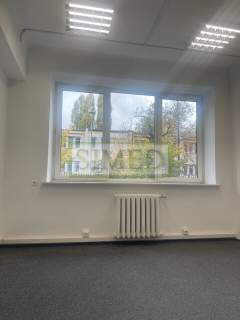 Małe biuro na adres spółki, ciche i bezpieczne,