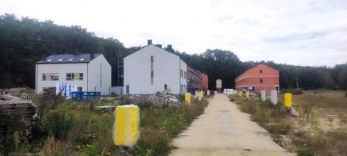 Szamocin, Las , Segment , 5 pok. , 150 m2, garaż .