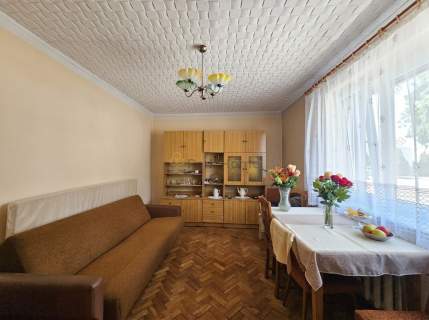 Siedlisko - Mórka / Śrem. Dom budynki gosp.