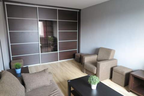Funkcjonalne i słoneczne mieszkanie