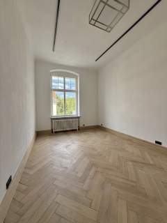 REPREZENTACYJNY RESIDENCE OFFICE 160,32 m