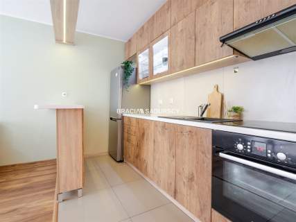 Zadbane 38 m z balkonem Piaski Wielkie