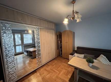 2 pokoje oddzielna kuchnia 42 m Centrum 480 000 zł