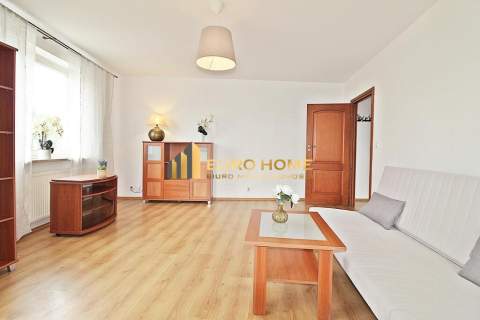 SIEKIERKI 2007r-CENA 2900zł czynsz800zł garaż200zł