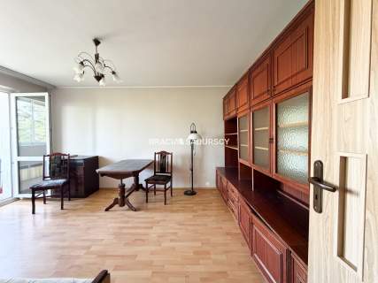4 osobne pokoje, balkon, oddzielna kuchnia