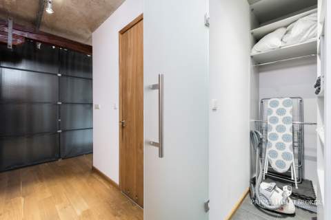 Klimatyczny loft na Zabłociu - 2 pokoje.
