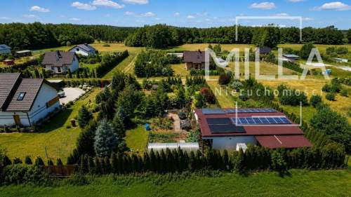 Domek całoroczny z fotowoltaiką blisko Jeziorska