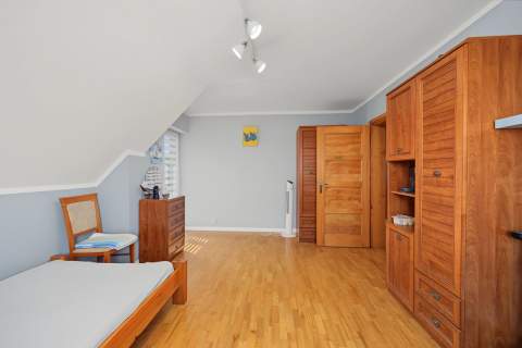    Przestronny dom do zamieszkania   Cisza i spokój   
