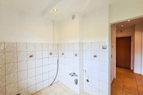 Kawalerka na Bałutach z balkonem i windą