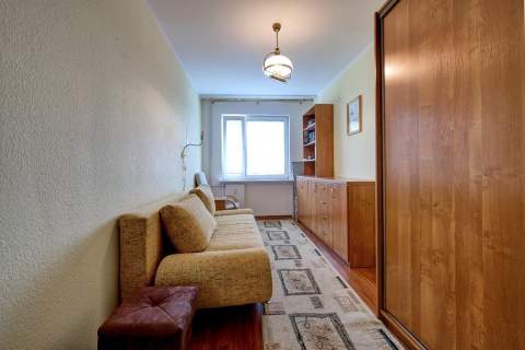 3 pokojowe, schludne, balkon, piwnica, II piętro