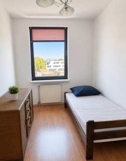 3 pokoje 64 m blisko AGH balkon komórka