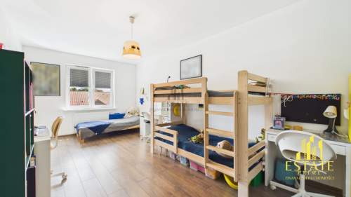 Na sprzedaż 2 pokoje, 58 m2, 1 piętro