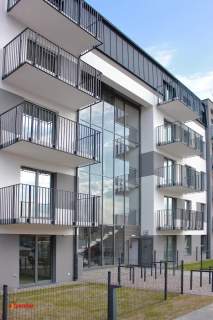 4-pokojowe mieszkanie, komórka, miejsce w hali i naziemne, balkon