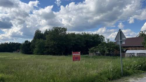 Działka 0,45 ha Uściąż 5 km od Kazimierza Dolnego.