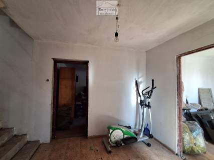 Dom Winiary Dolne gm. Nowy Korczyn , działka 3.300m2 , sprzedam...