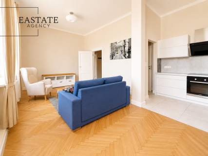 Śródmieście/ul. Długa/59m2/Parking